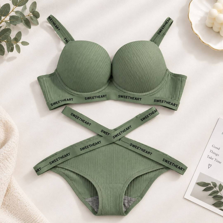سوتین زنانه ست /شورت و سوتین فنردار اسپورت کاپC مدل پددار قالبی Push-up، Contour، Molded
